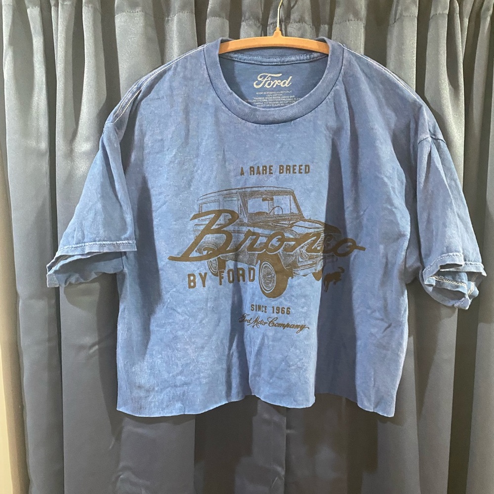 Ford Vintage Blue Bronco T-Shirt